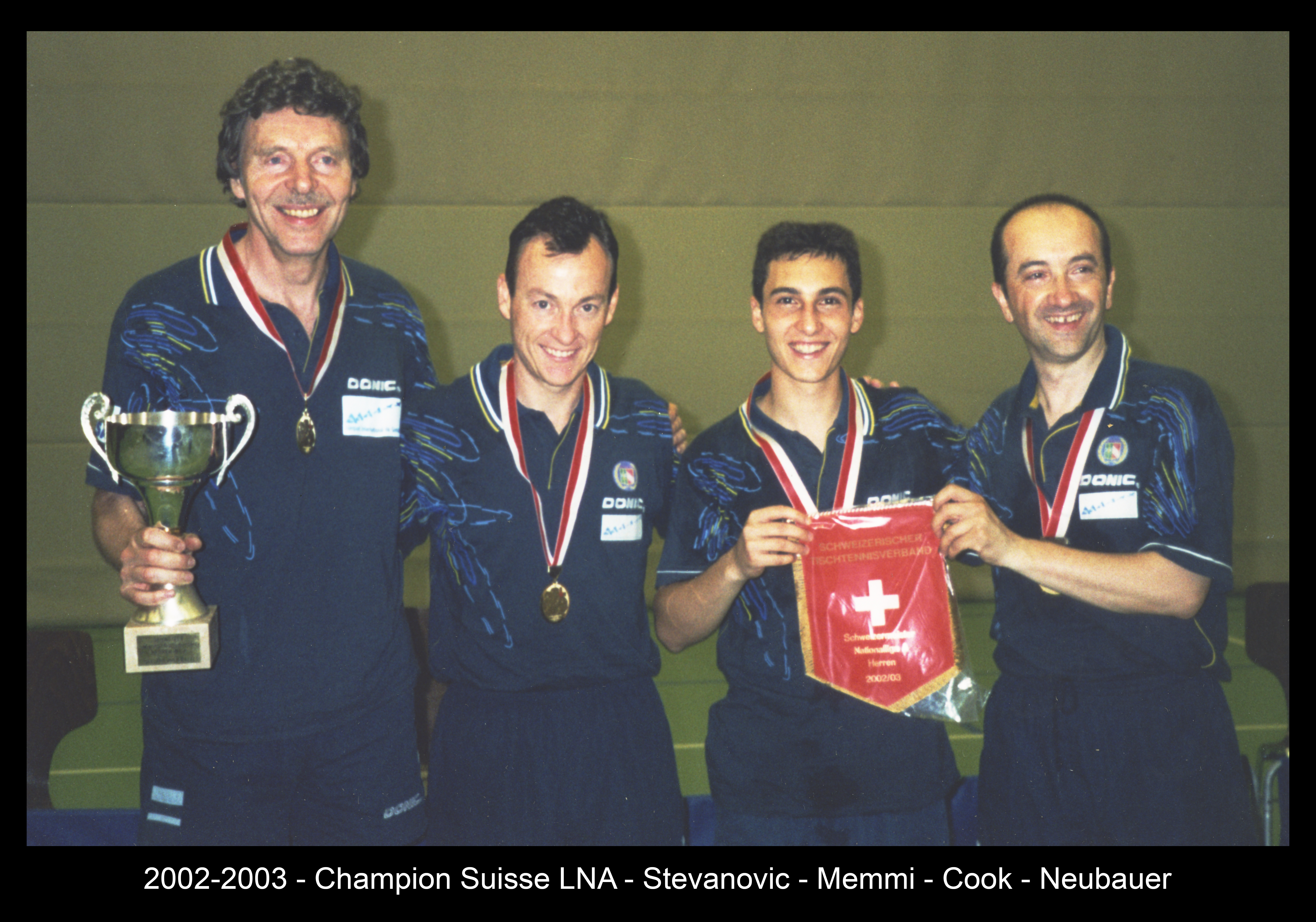 2002-2003 - Champion Suisse LNA - Stevanovic - Memmi - Cook - Neubauer